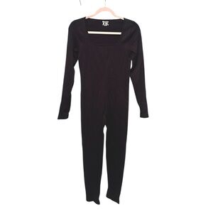 OQQ Women's Black Long Sleeve Jumpsuit size Large